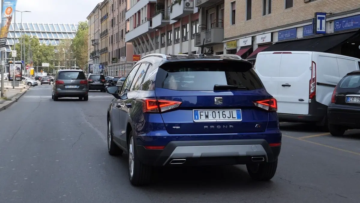 Seat Arona, Come va in Città [Video] (3)