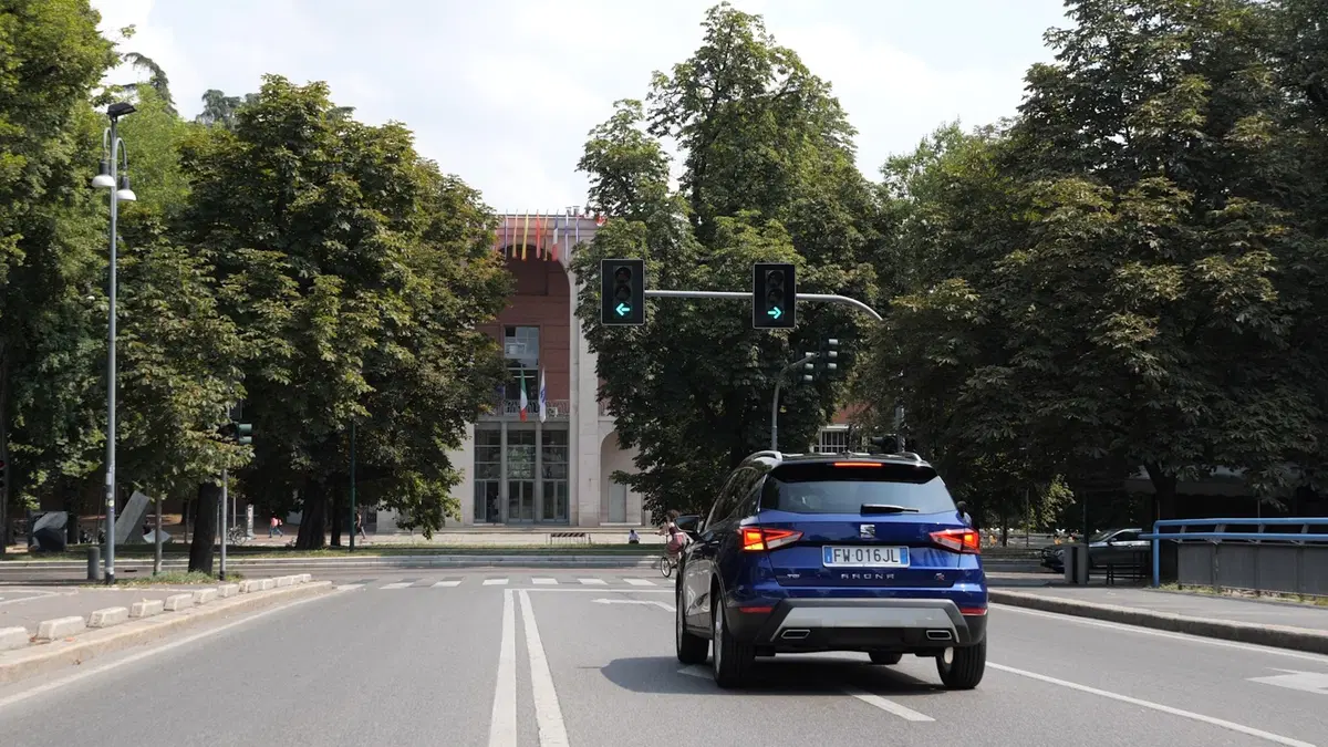 Seat Arona, Come va in Città [Video]