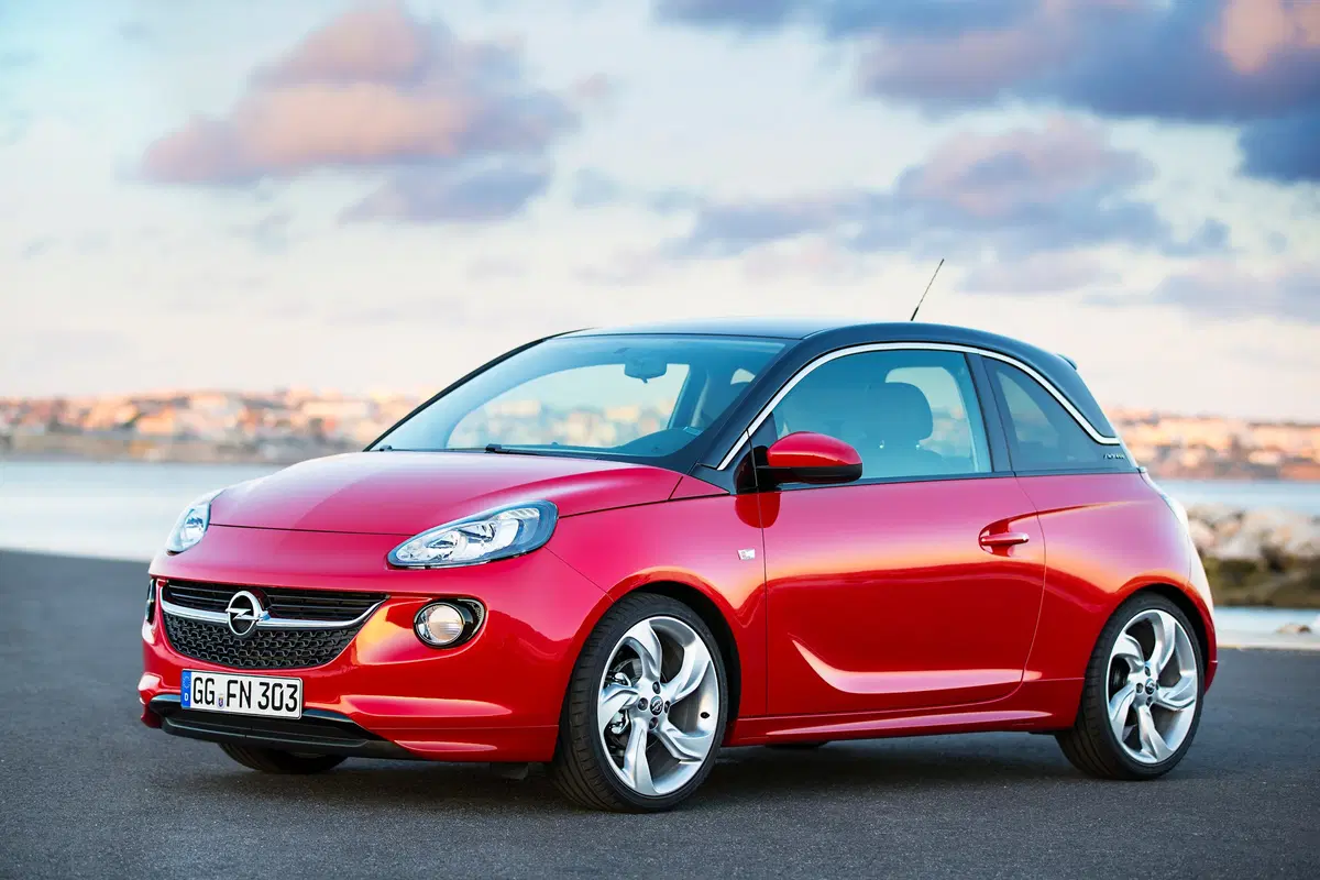 Opel Adam 1.2 70 CV Slam (27)