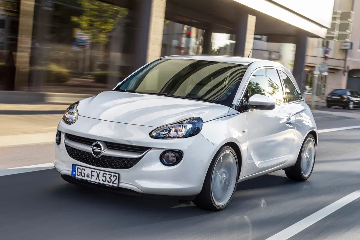 Opel Adam 1.2 70 CV Slam (20)
