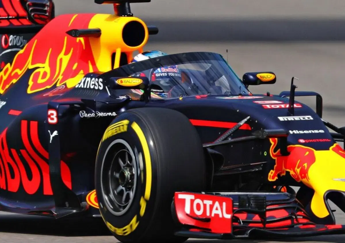 Formula 1: a Sochi debutta la Red Bull col &ldquo;cupolino&rdquo;