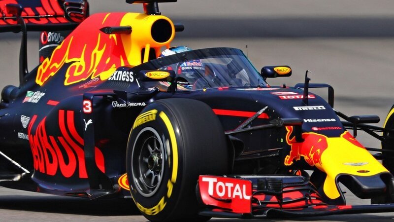 Formula 1: a Sochi debutta la Red Bull col &ldquo;cupolino&rdquo;