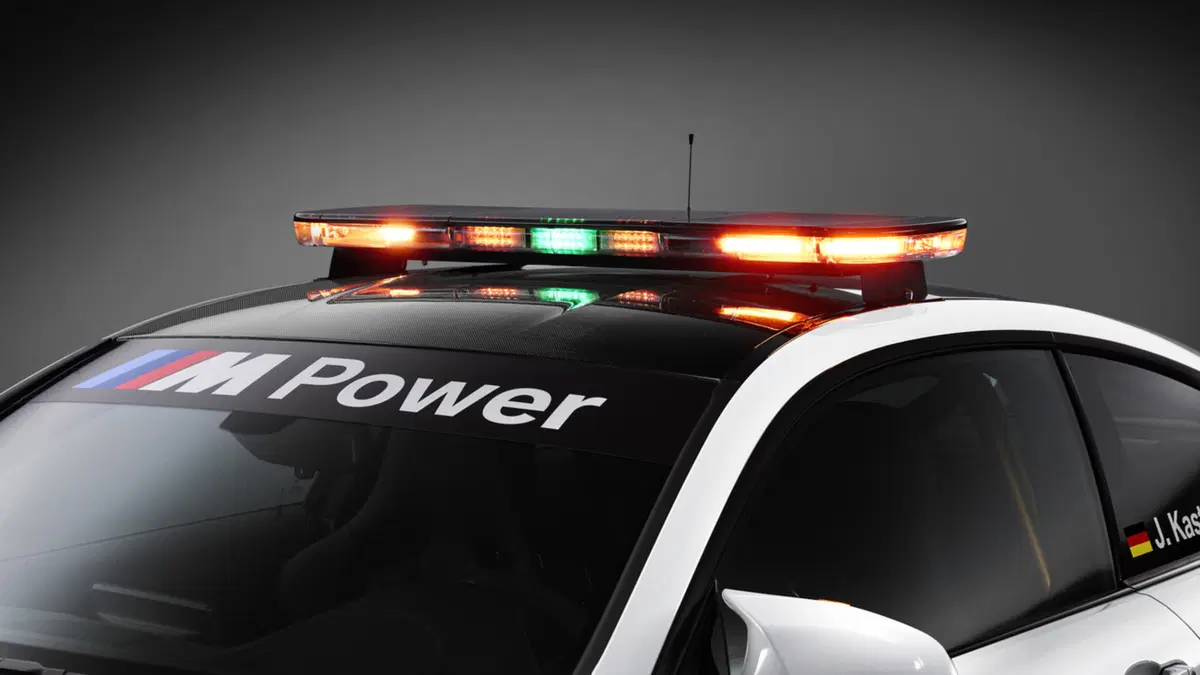 DTM: la BMW M4 GTS è la safety car 2016 (13)