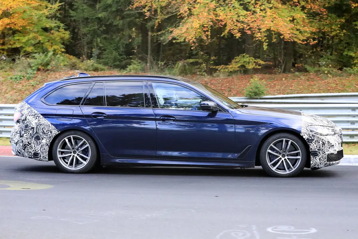 BMW Serie 5 restyling, le foto spia (6)