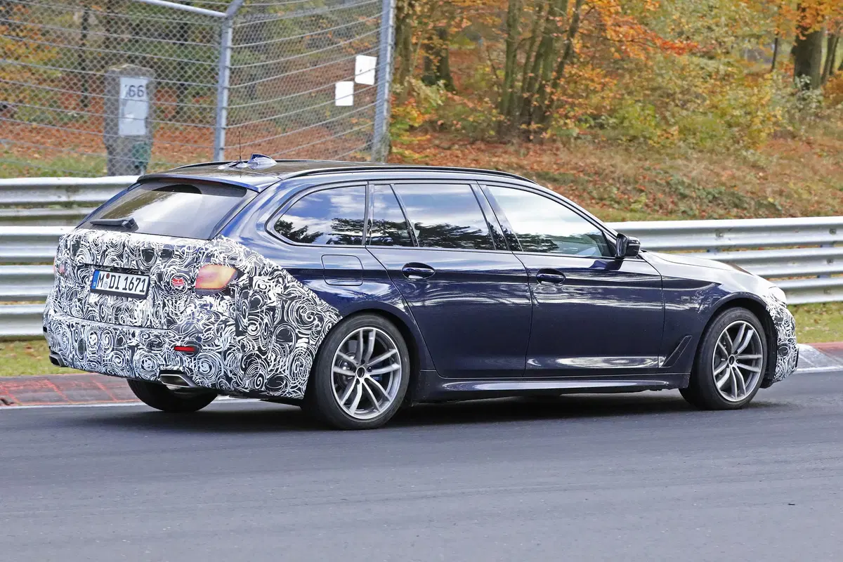 BMW Serie 5 restyling, le foto spia (7)