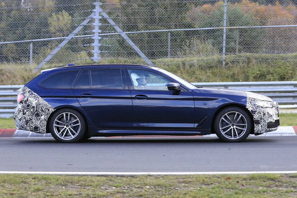 BMW Serie 5 restyling, le foto spia (16)