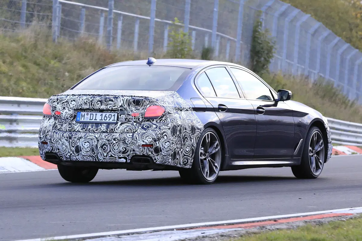 BMW Serie 5 restyling, le foto spia (22)