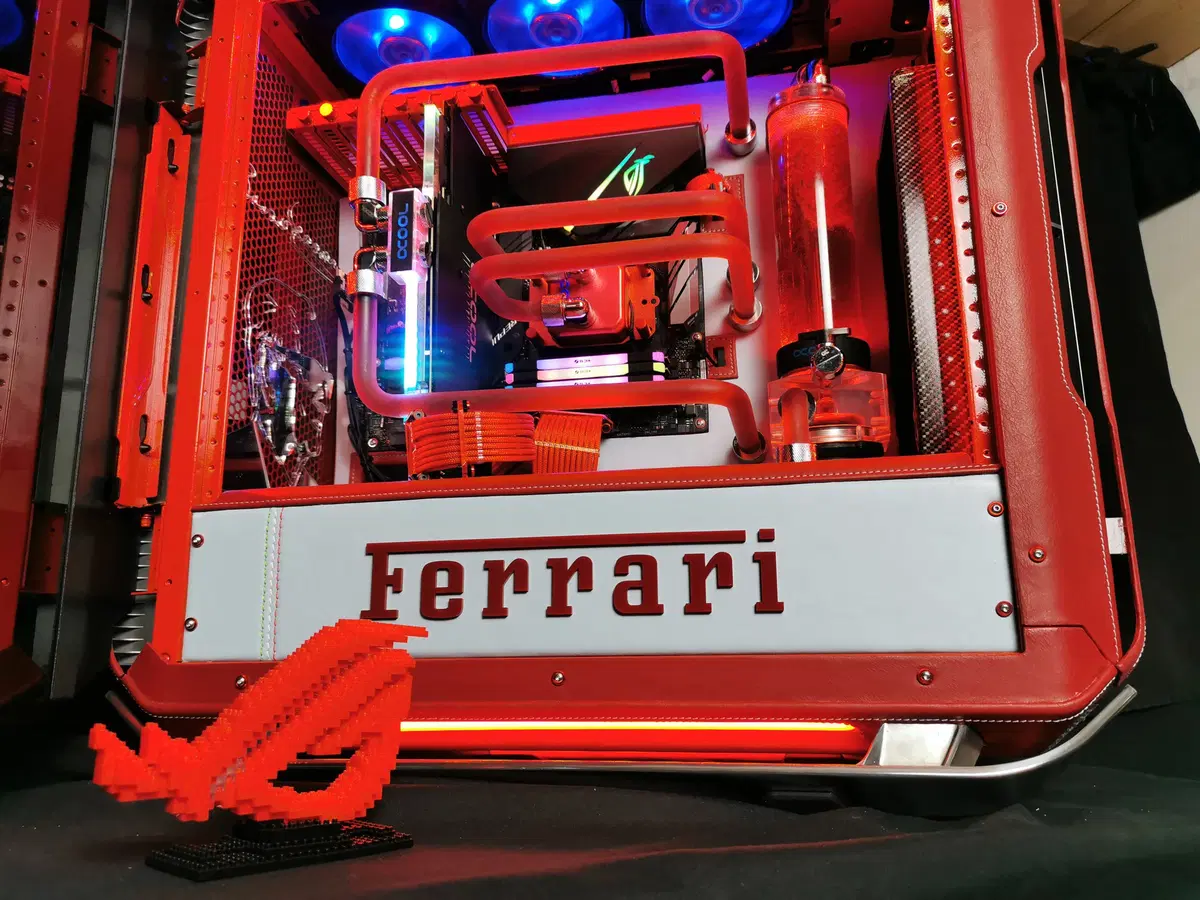 PC Ferrari e Lancia: due versioni speciali da corsa realizzate da SA Mod (3)