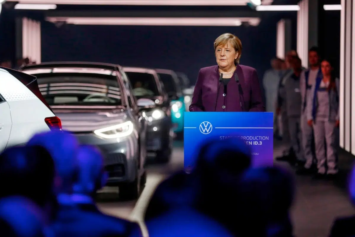 Volkswagen ID.3: Angela Merkel inaugura lo stabilimento di Zwickau (2)