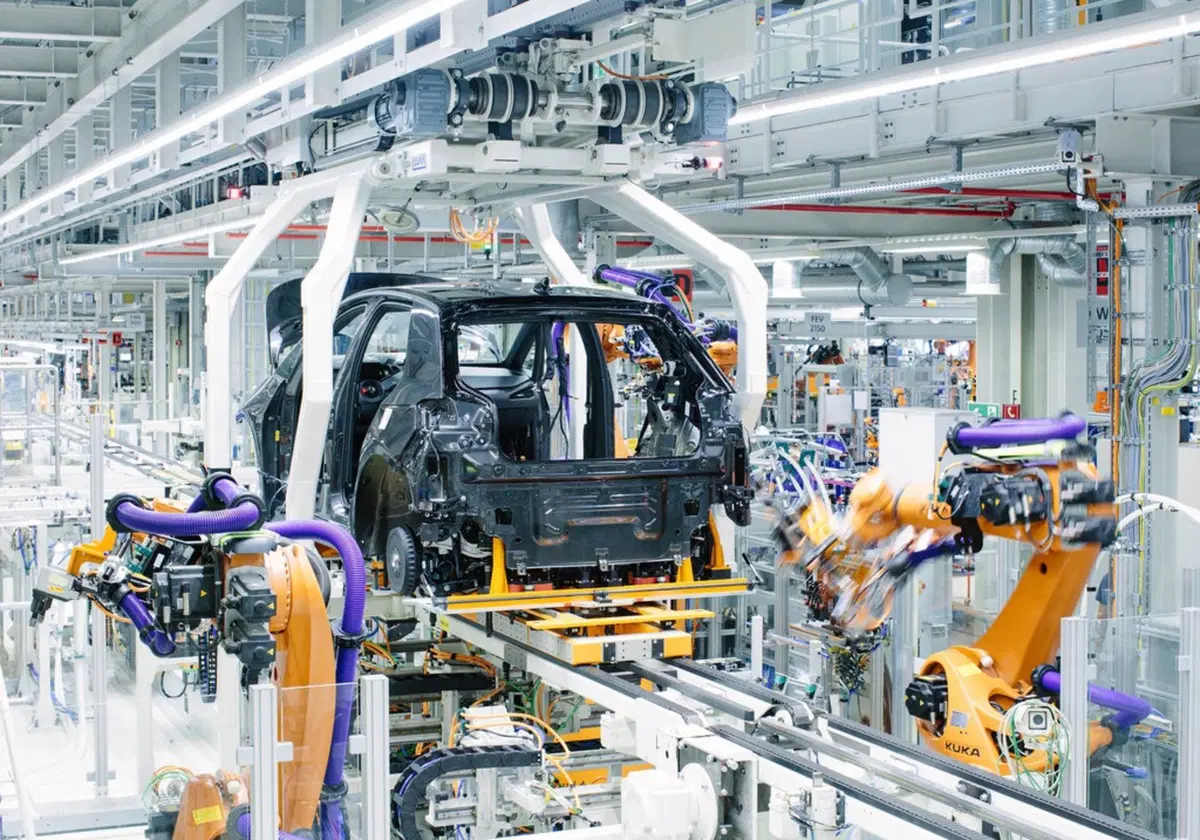 Volkswagen ID.3: Angela Merkel inaugura lo stabilimento di Zwickau (15)