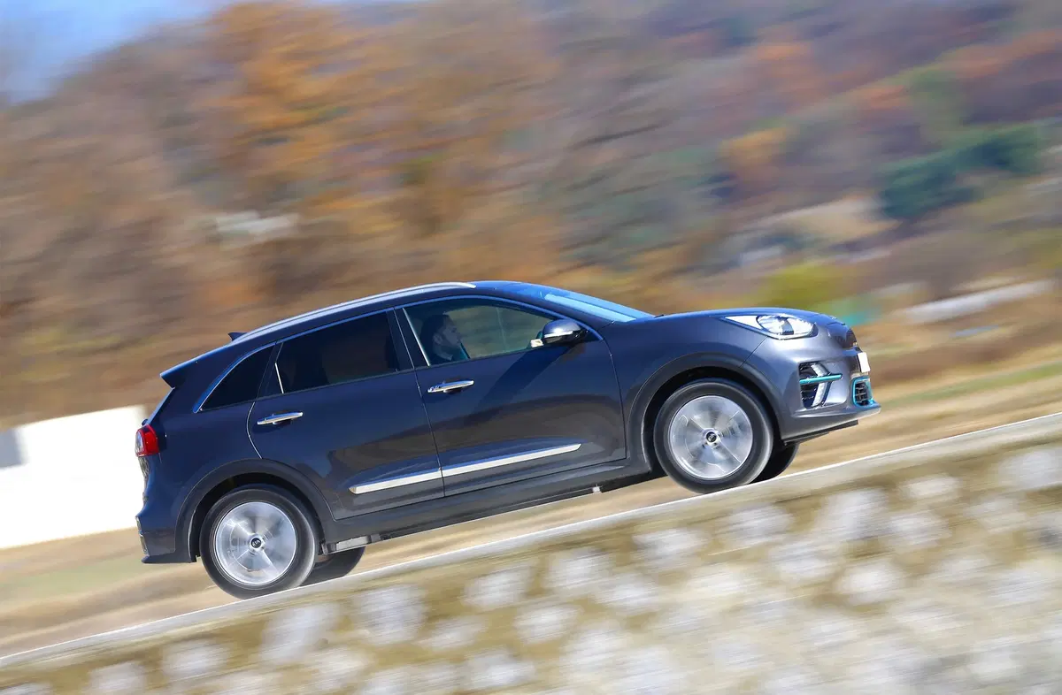 Kia e-Niro | Il test del C-SUV elettrico coreano [Video]