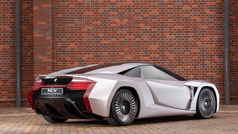 Giappone, arriva l'hypercar green ricavata dal legno