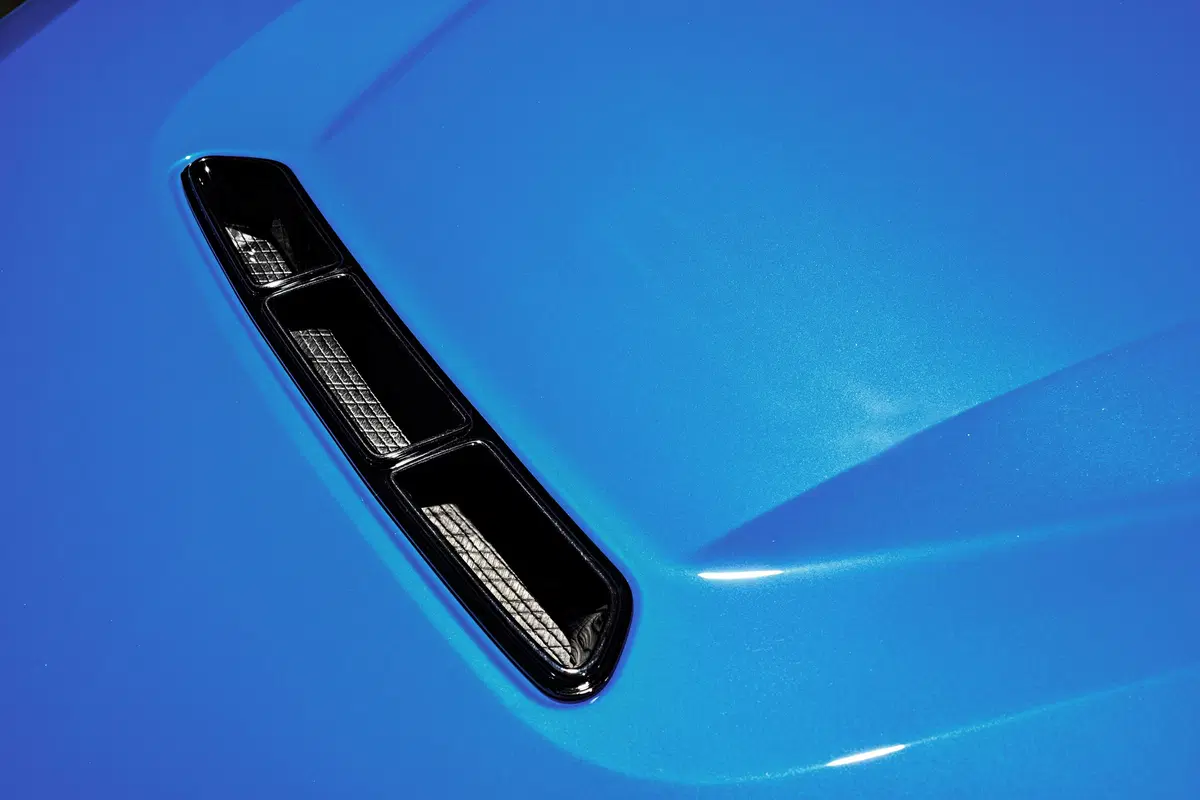 BMW M2 CS, 450 CV in salsa sportiva (9)