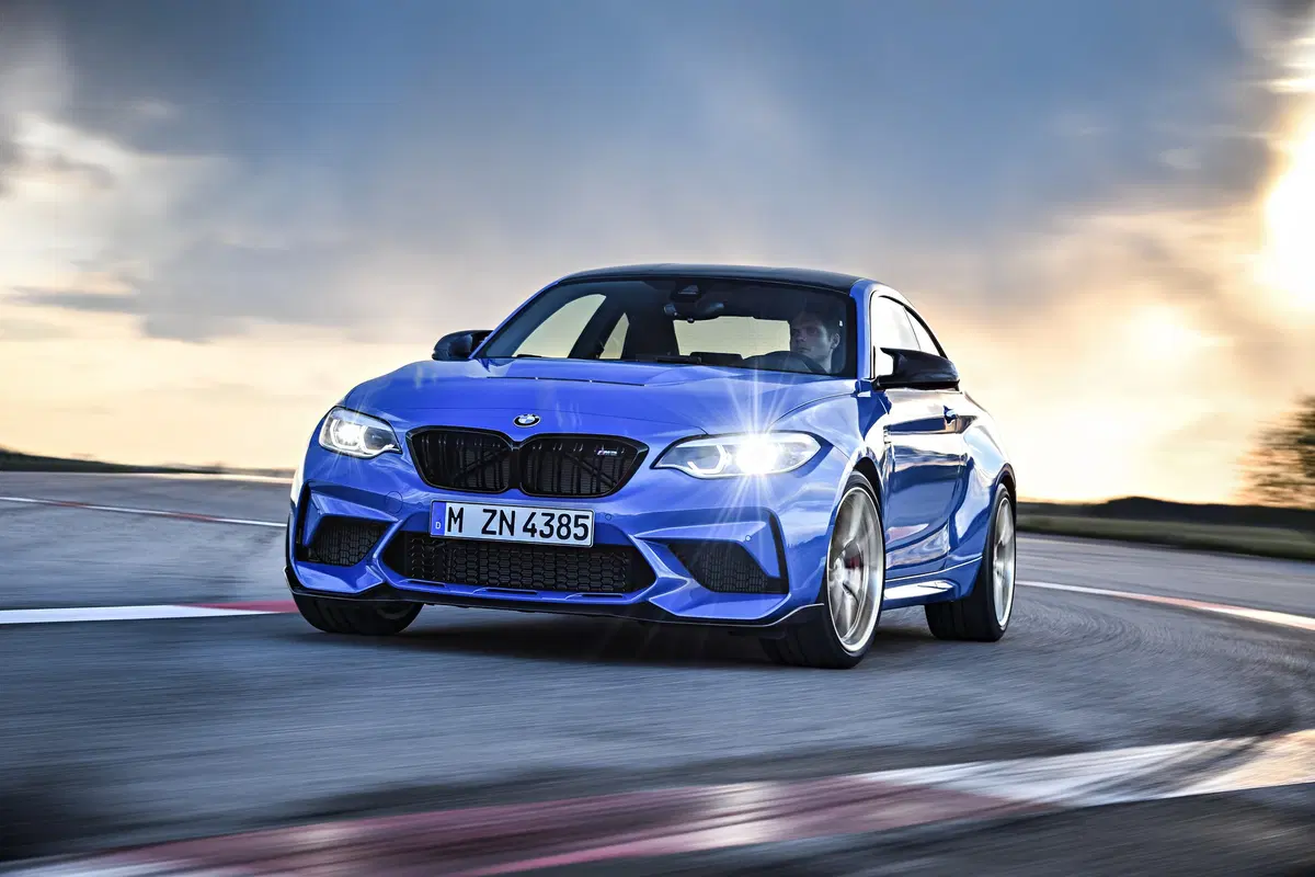 BMW M2 CS, 450 CV in salsa sportiva (3)