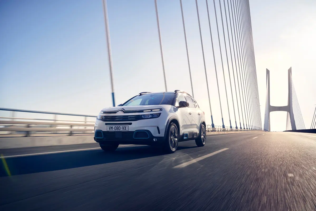 Citroen C5 Aircross, ora è anche ibrida plug-in (14)