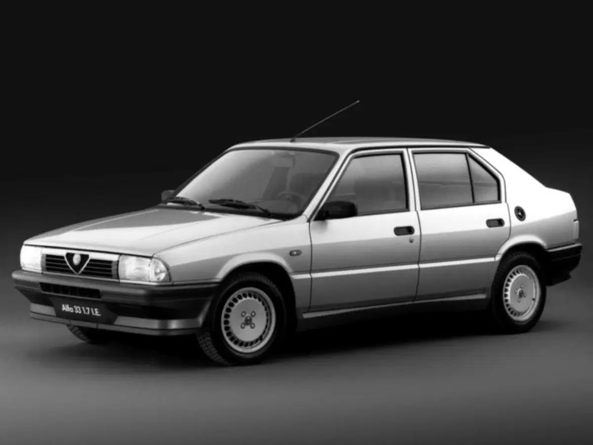 1989, Crolla il muro di Berlino: quali auto si usavano 30 anni fa? (4)