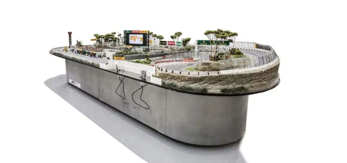 Formula 1: la pista elettrica ufficiale di slot cars da mettere in casa (2)