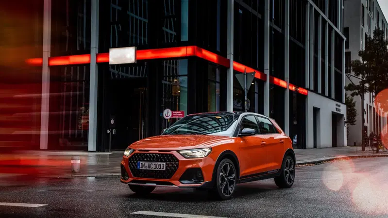 Audi A1 Citycarver: gioca a fare la SUV ma in realt&agrave;... [Video]