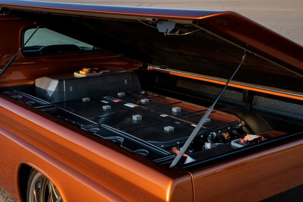 Chevrolet E-10 Concept, dal passato con un motore (elettrico) del futuro (6)