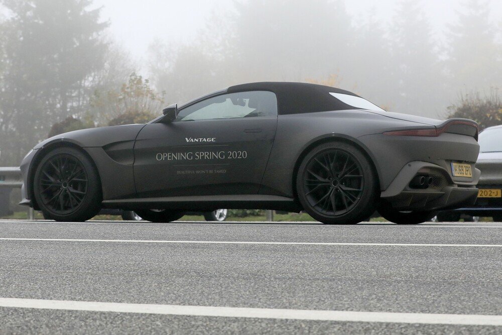 La Aston Martin Vantage Volante avvistata