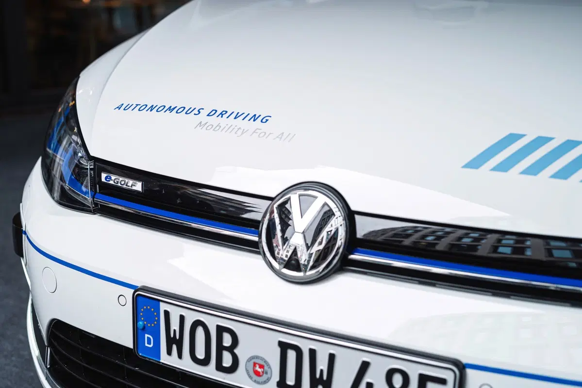 Volkswagen: la guida autonoma arriverà nel 2025 (2)