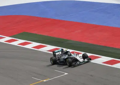 F1, Gp Russia 2016, Rosberg: «Innegabile la sfortuna dei rivali, ma gli avversari non mancheranno»