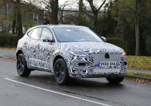 Jaguar E-Pace restyling, le foto spia