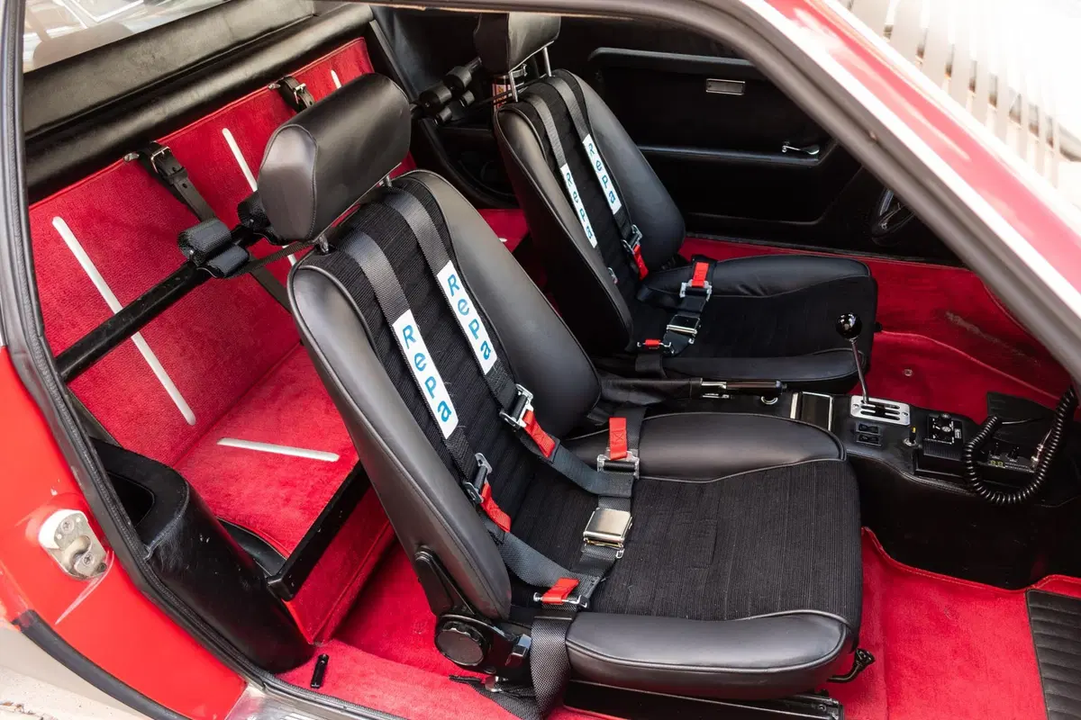 Ferrari Dino GT4 Safari Coupé: la Ferrari pensata per i rally all’asta (10)