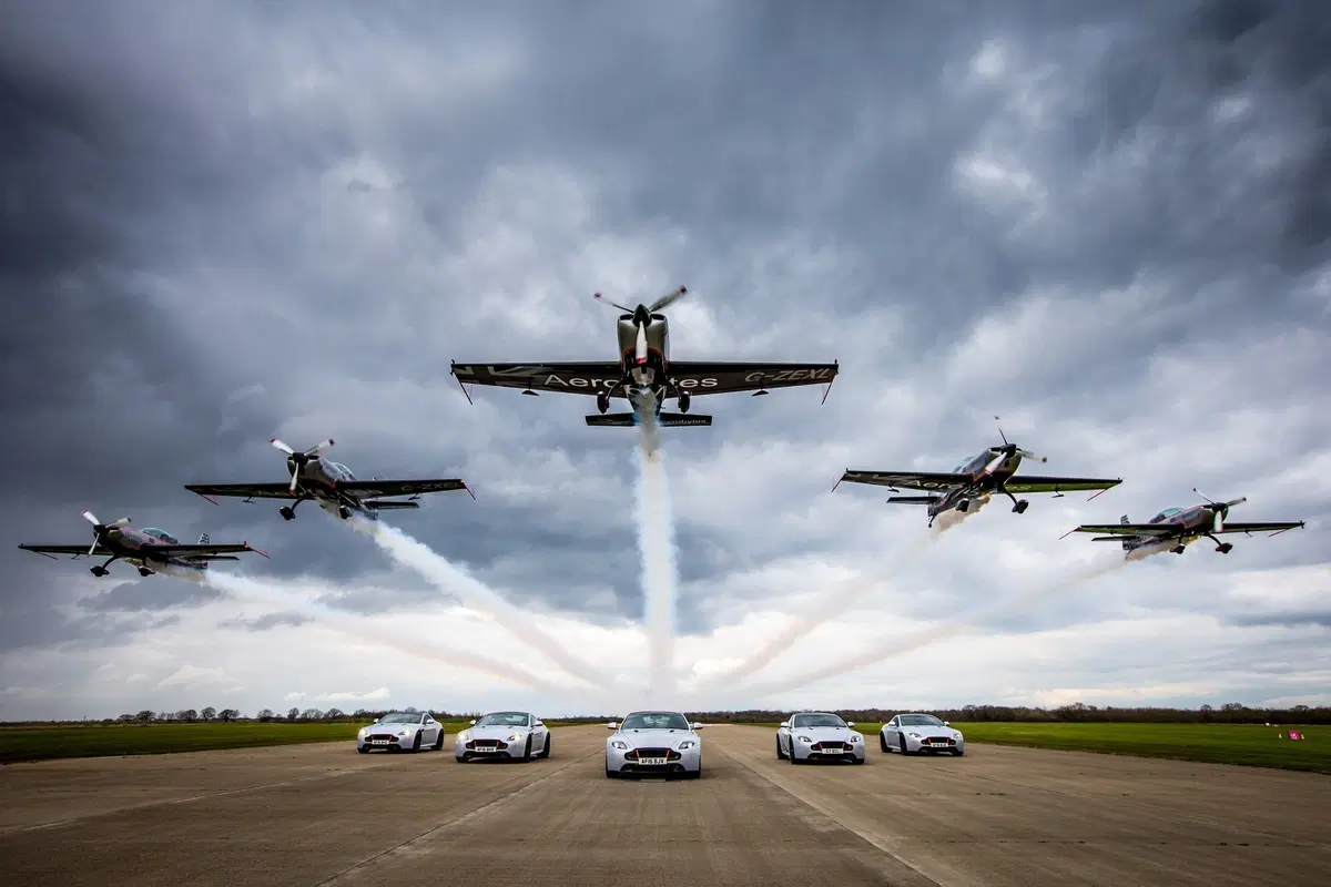 Aston Martin Wings Series: nuove special edition ispirate all'aviazione (5)