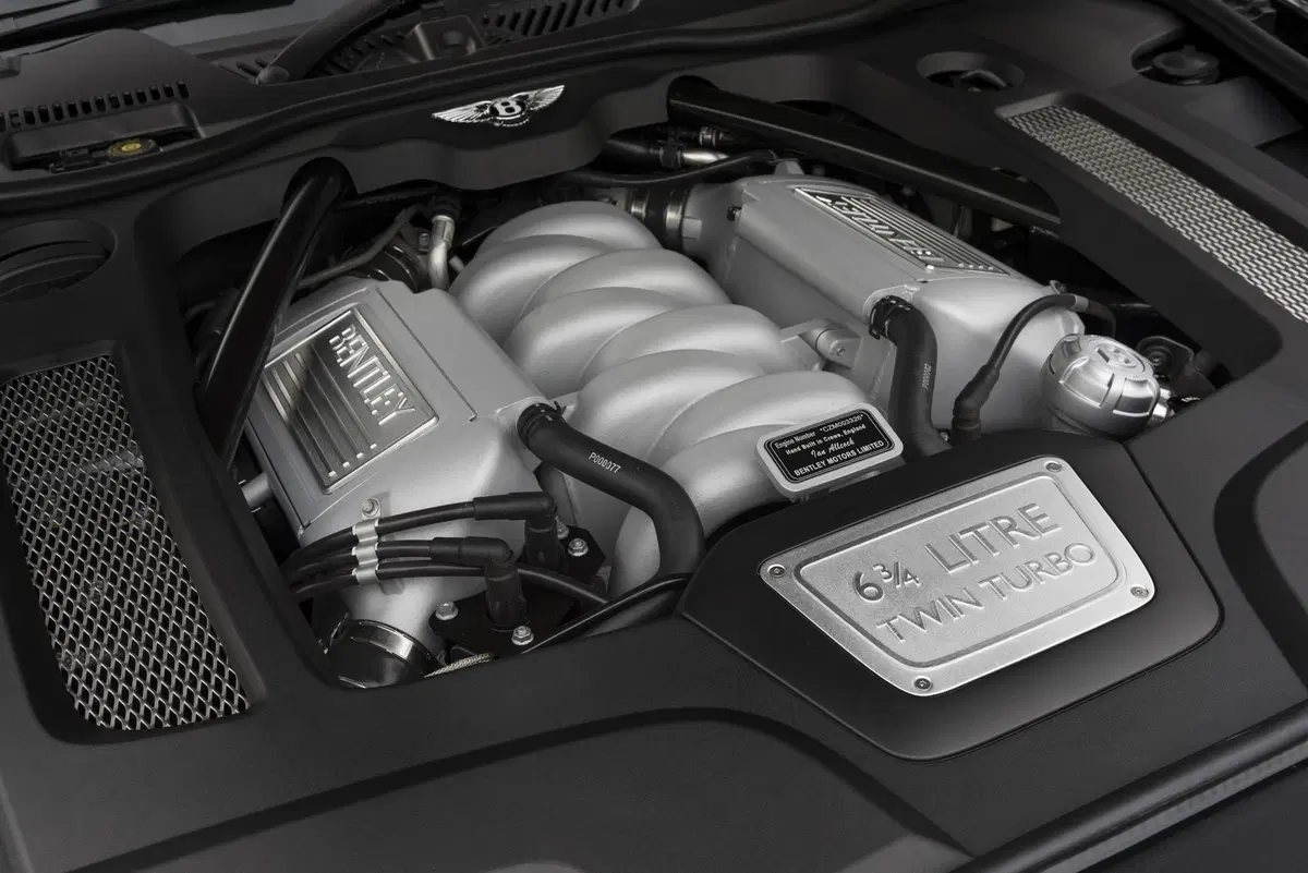 Bentley: il V8 più longevo al mondo compie 60 anni (4)