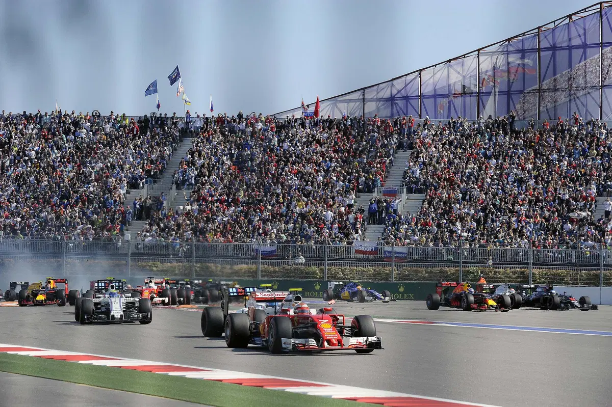F1, Gp Russia 2016: Ferrari, la Mercedes è ancora lontana (15)