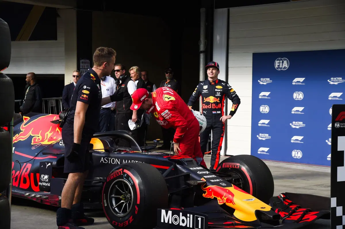 F1, GP Brasile 2019: Sainz, gara da sogno. Incubo Albon (14)