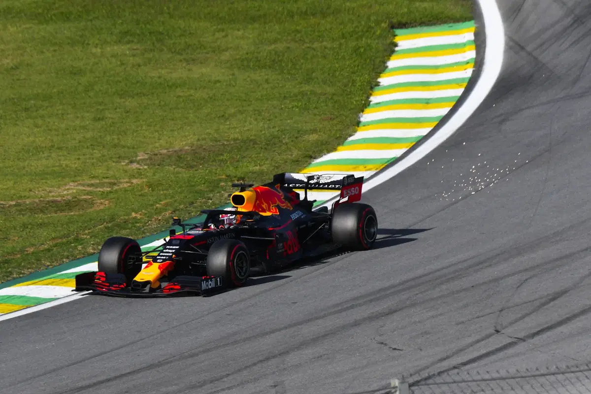 F1, GP Brasile 2019: Sainz, gara da sogno. Incubo Albon (45)