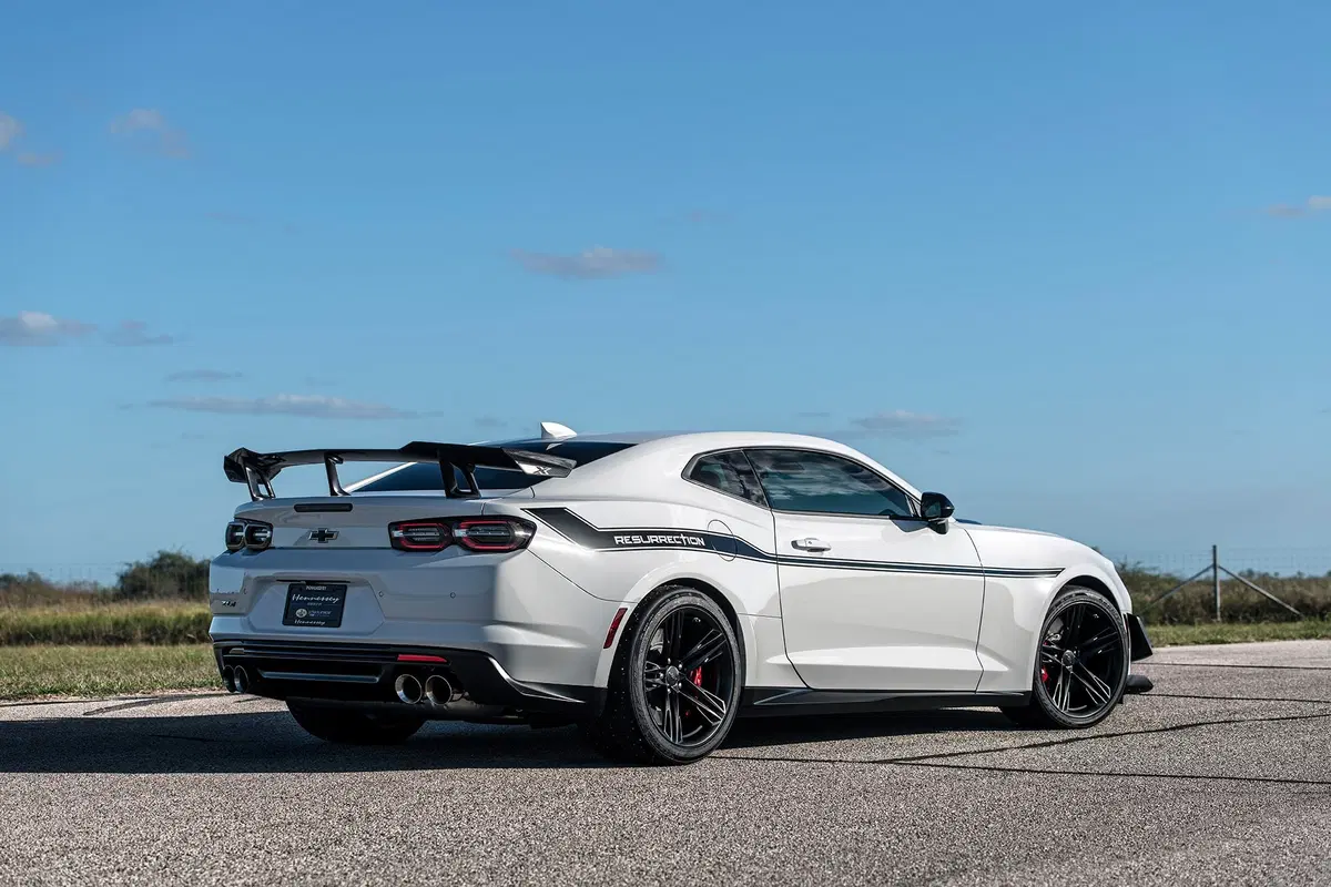 Chevrolet Camaro: motore Corvette ZR1 e ben 1.200 CV di potenza (3)