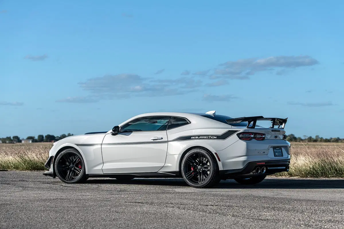 Chevrolet Camaro: motore Corvette ZR1 e ben 1.200 CV di potenza (8)