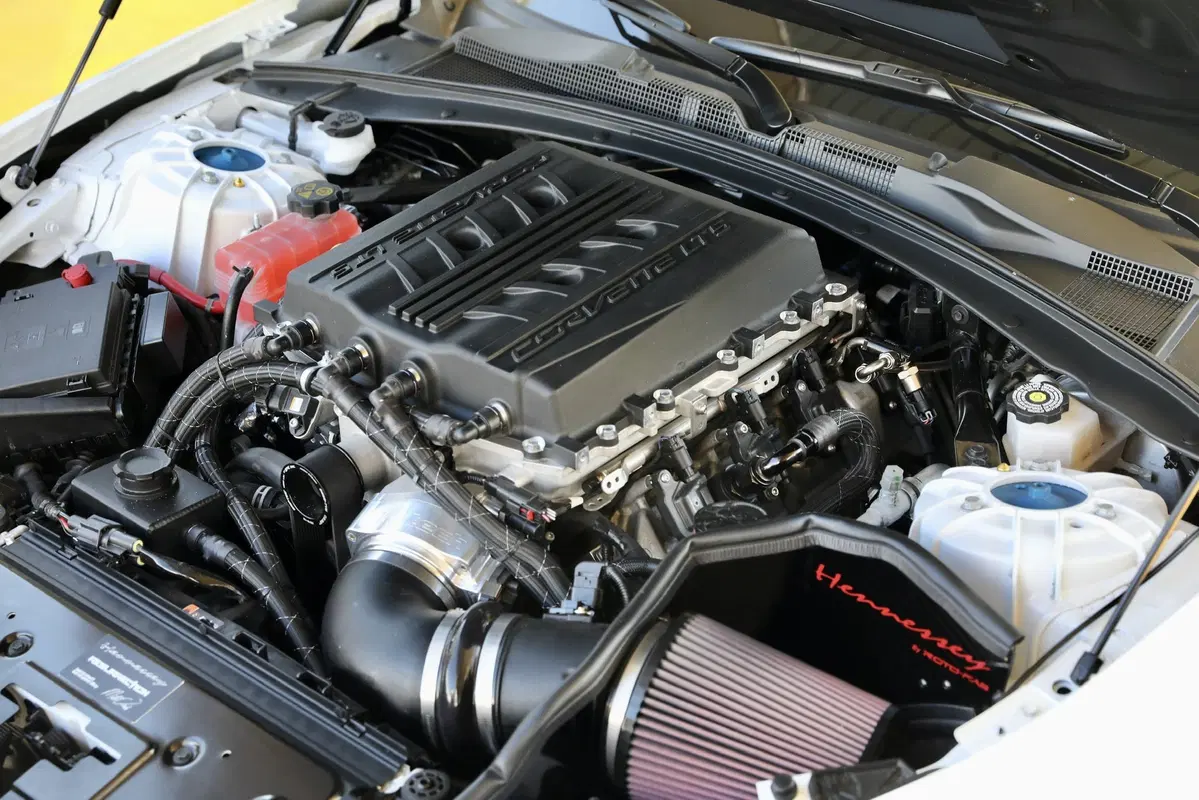 Chevrolet Camaro: motore Corvette ZR1 e ben 1.200 CV di potenza (19)