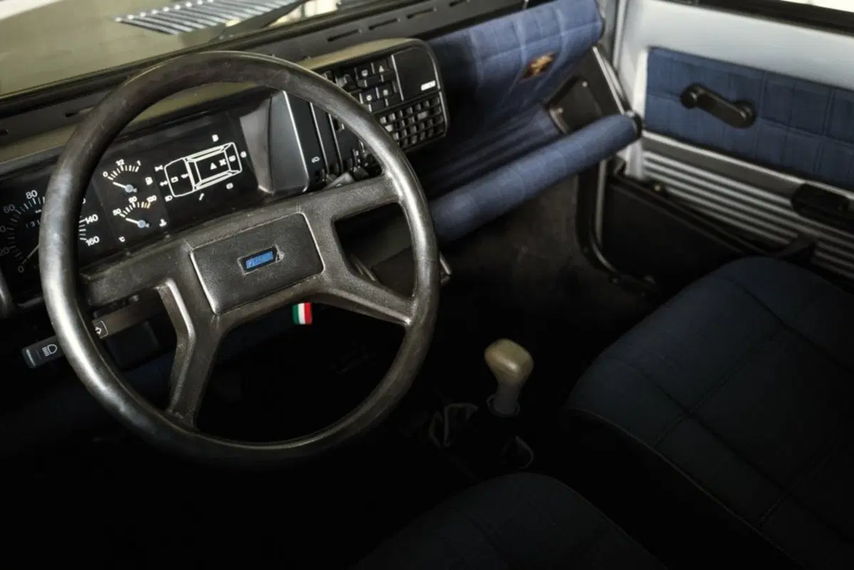 Fiat Panda 4x4: vendita record per quella di Gianni Agnelli (4)
