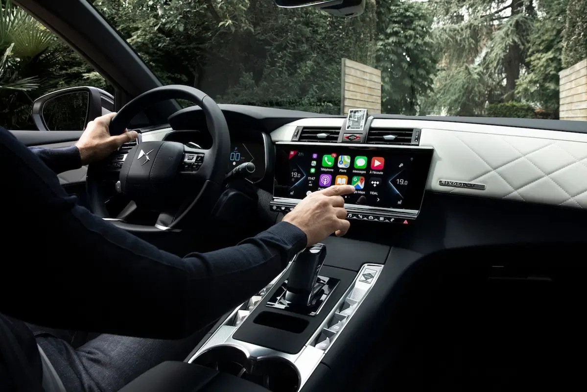 DS 7 Crossback E-Tense 4x4: con lo smoking nel fango (8)