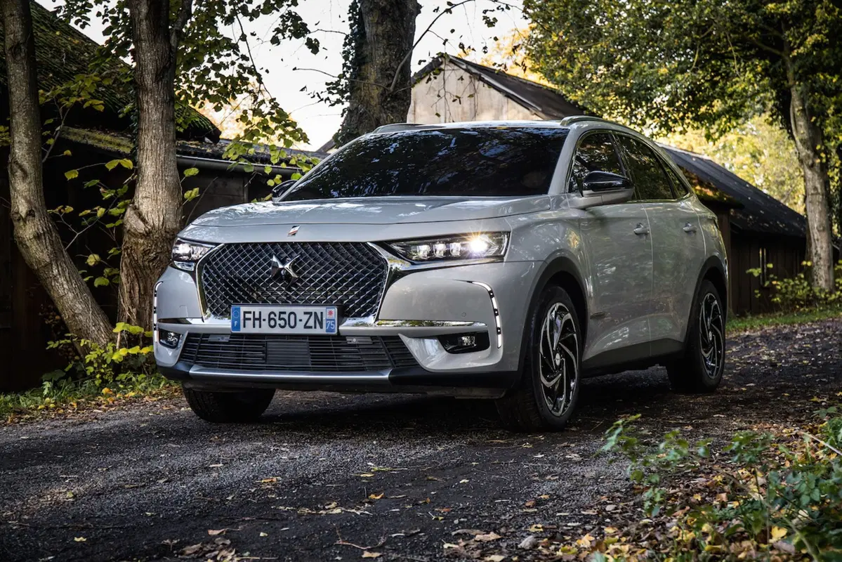 DS 7 Crossback E-Tense 4x4: con lo smoking nel fango (13)