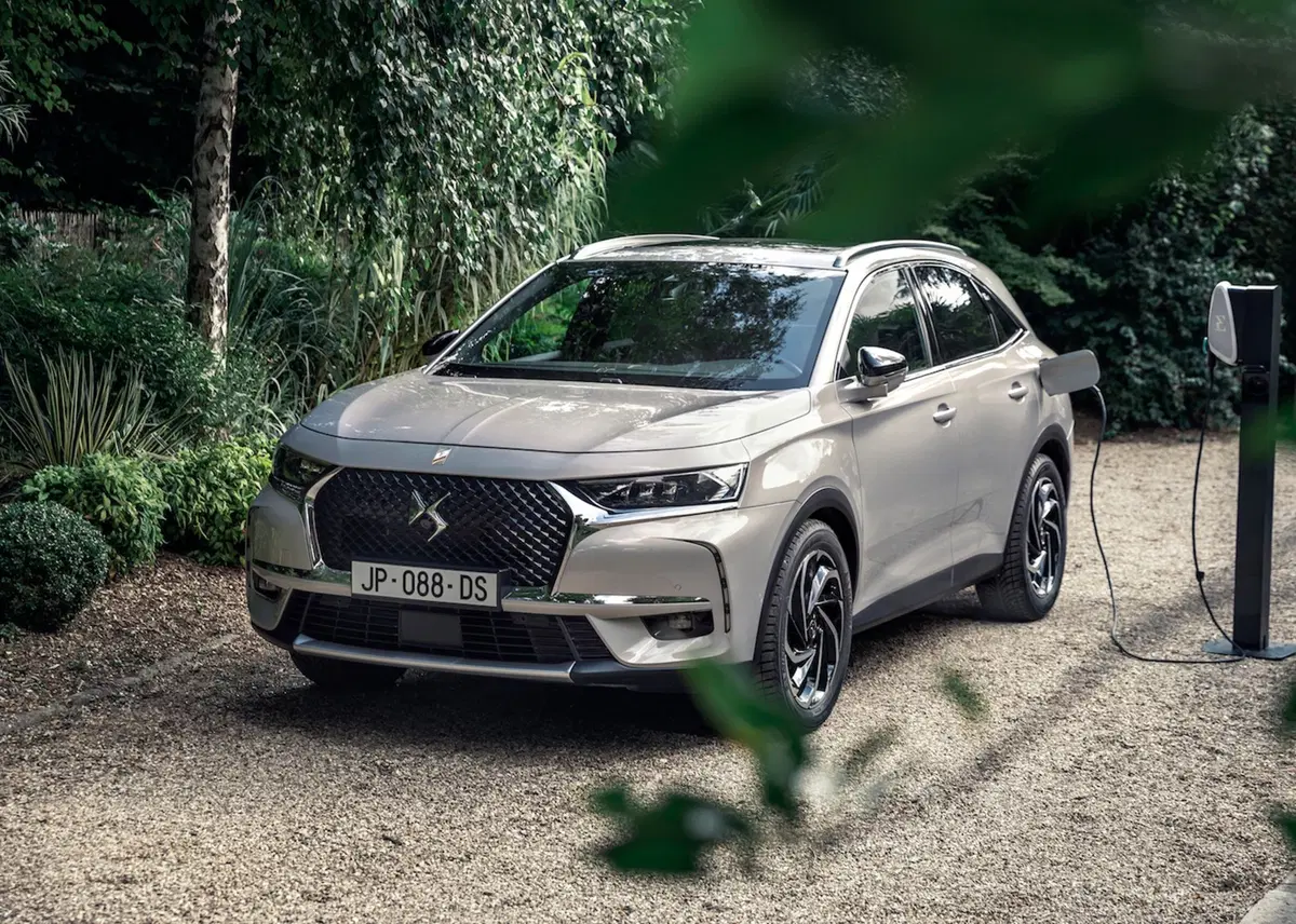 DS 7 Crossback E-Tense 4x4: con lo smoking nel fango (15)