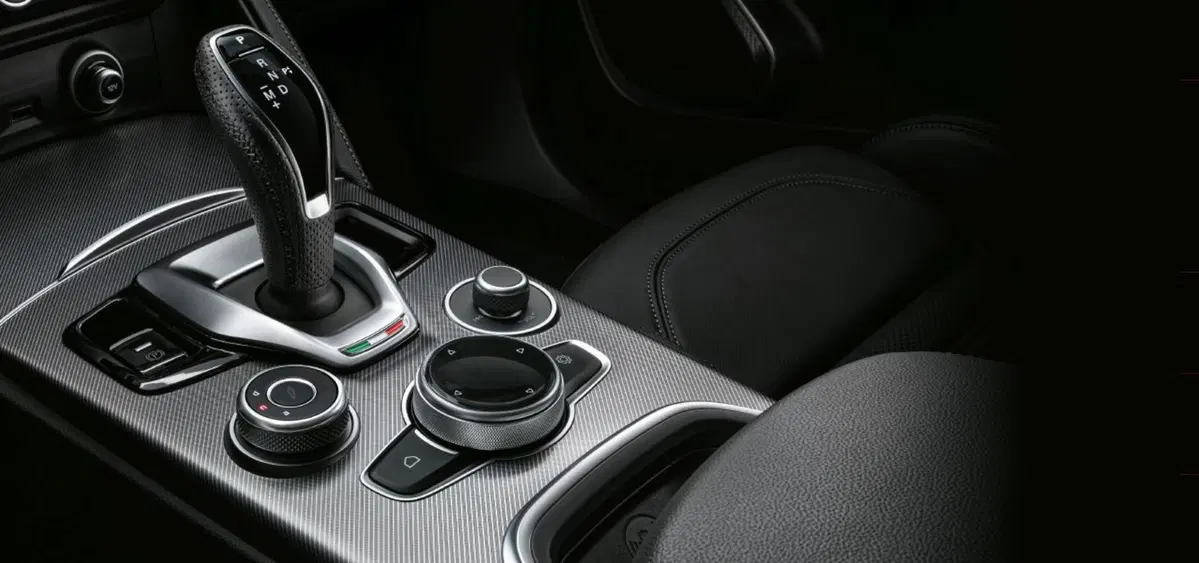 Alfa Romeo Stelvio: più tecnologia con il my 2020 (12)