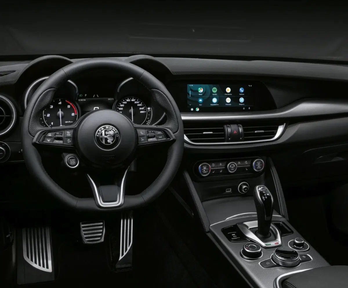 Alfa Romeo Stelvio: più tecnologia con il my 2020 (26)