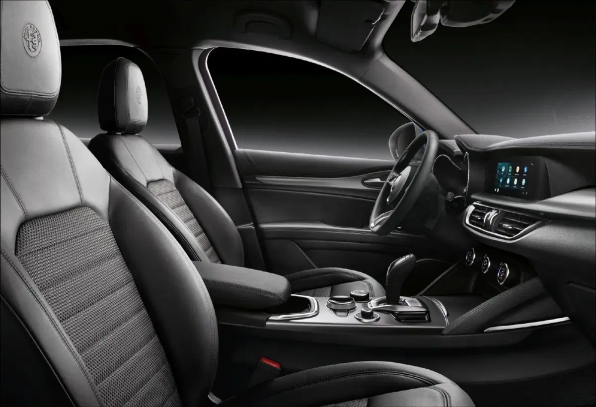 Alfa Romeo Stelvio: più tecnologia con il my 2020 (27)