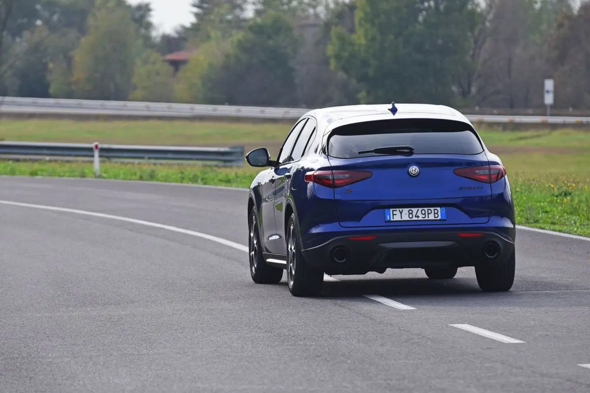 Alfa Romeo Stelvio: più tecnologia con il my 2020 (5)