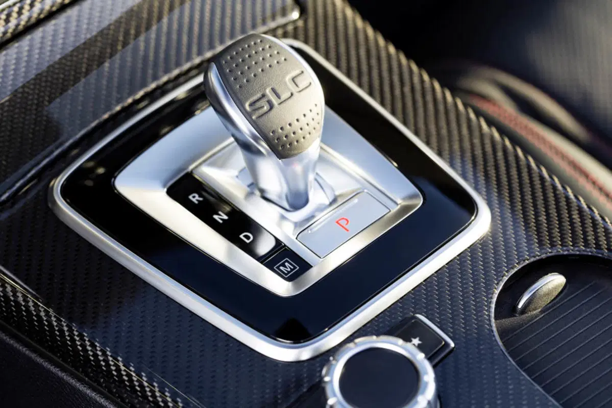 Quale comprare, Confronto: Mercedes SLC 200 Sport Vs BMW Z4 sDrive 20i (8)