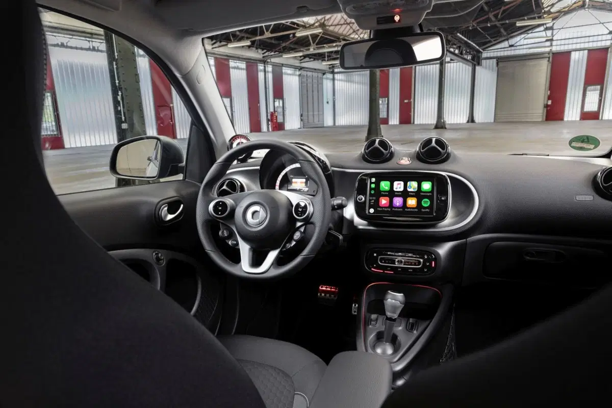 Smart: adesso solo elettrica. I prezzi in Italia (4)