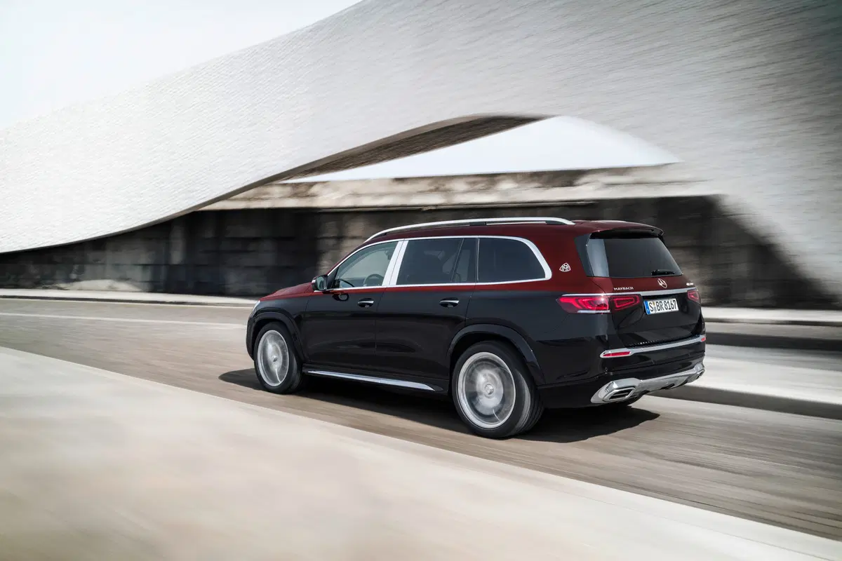 Mercedes-Maybach GLS 600, lusso sfrenato (3)