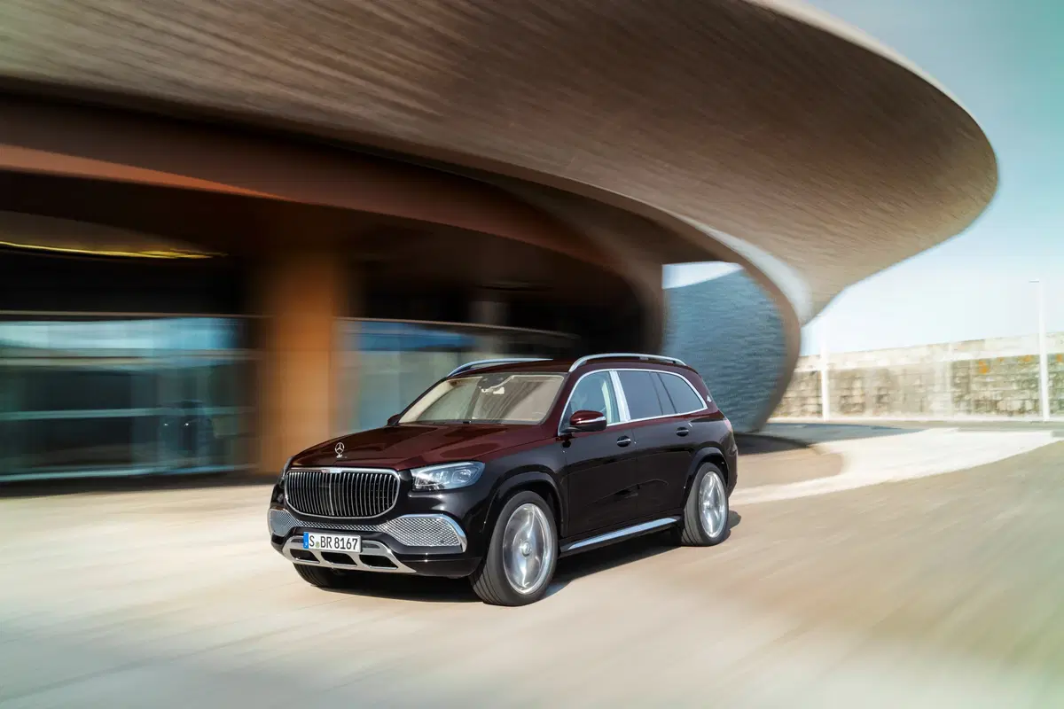 Mercedes-Maybach GLS 600, lusso sfrenato (6)