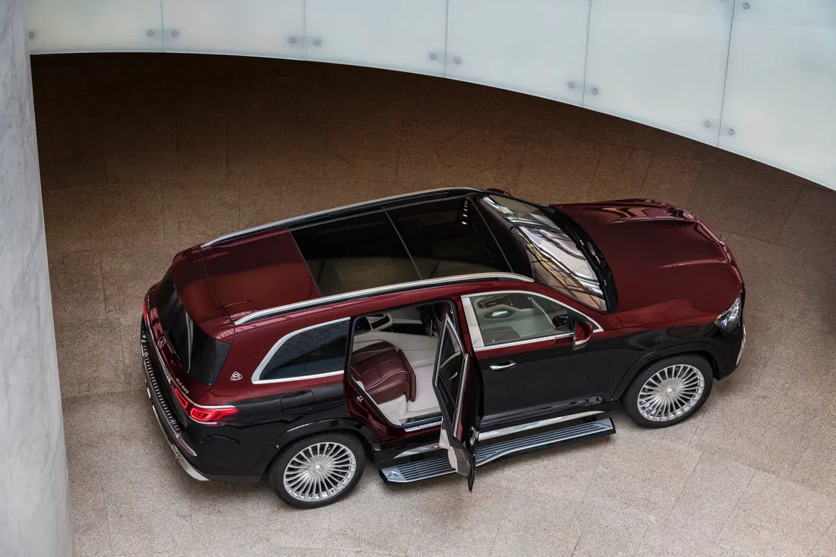 Mercedes-Maybach GLS 600, lusso sfrenato (9)