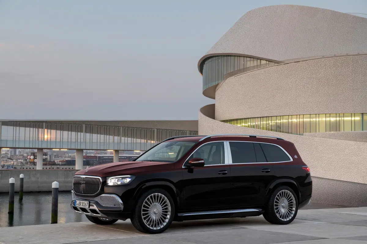 Mercedes-Maybach GLS 600, lusso sfrenato (11)